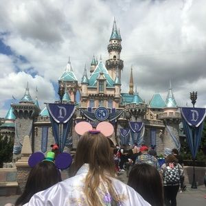 Meet your Posher, Skyla